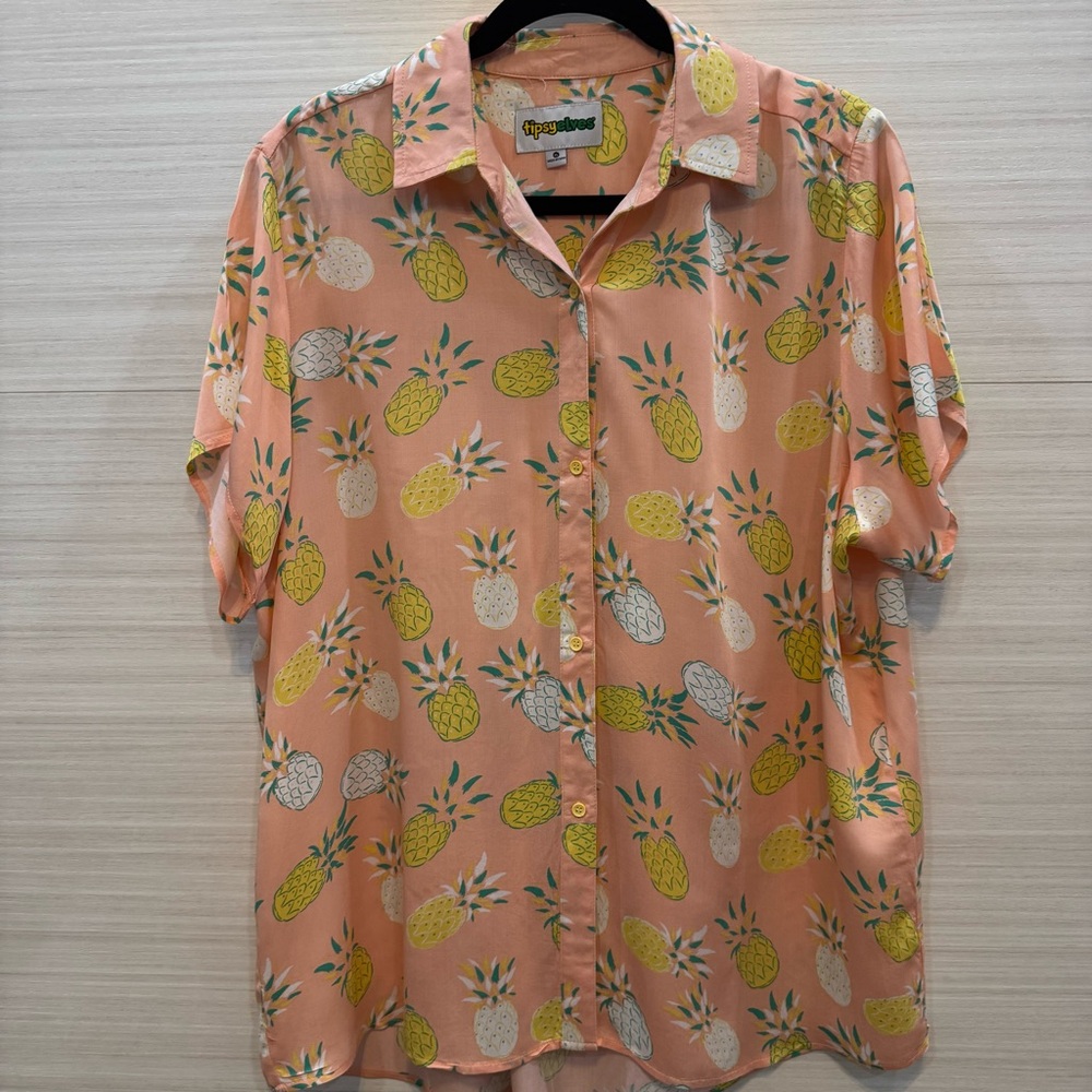 Tipsy Elves Peach Pineapple Print Shirt Women’s XL